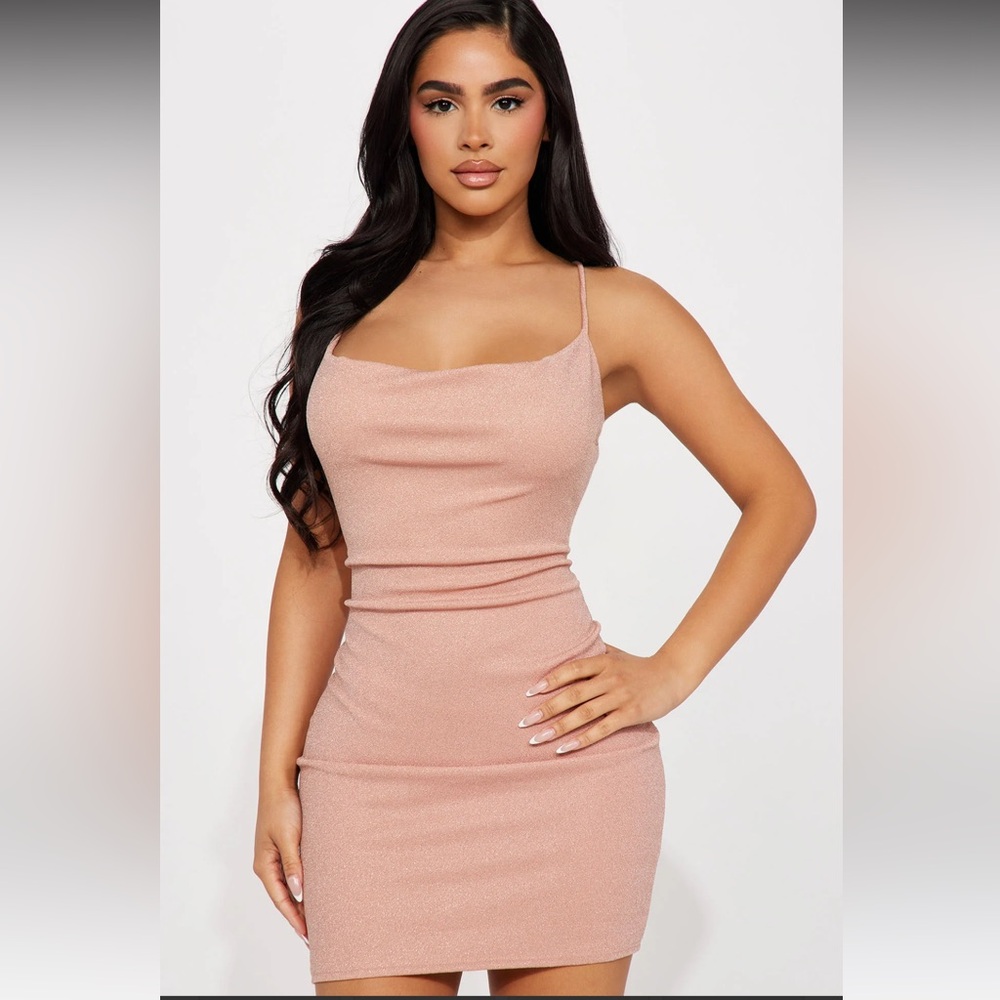 NEW!! FashionNova: Sienna Glitter Mini Dress